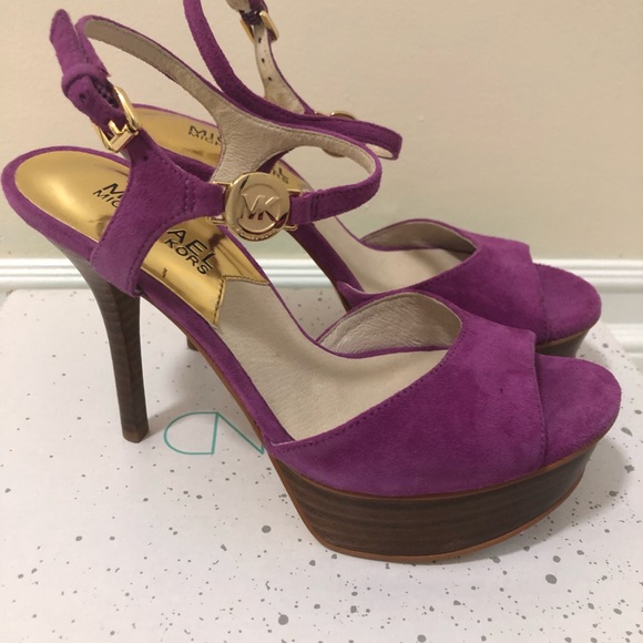 Stiletto heels. Size 4M. Brand New. - Picture 2 of 5